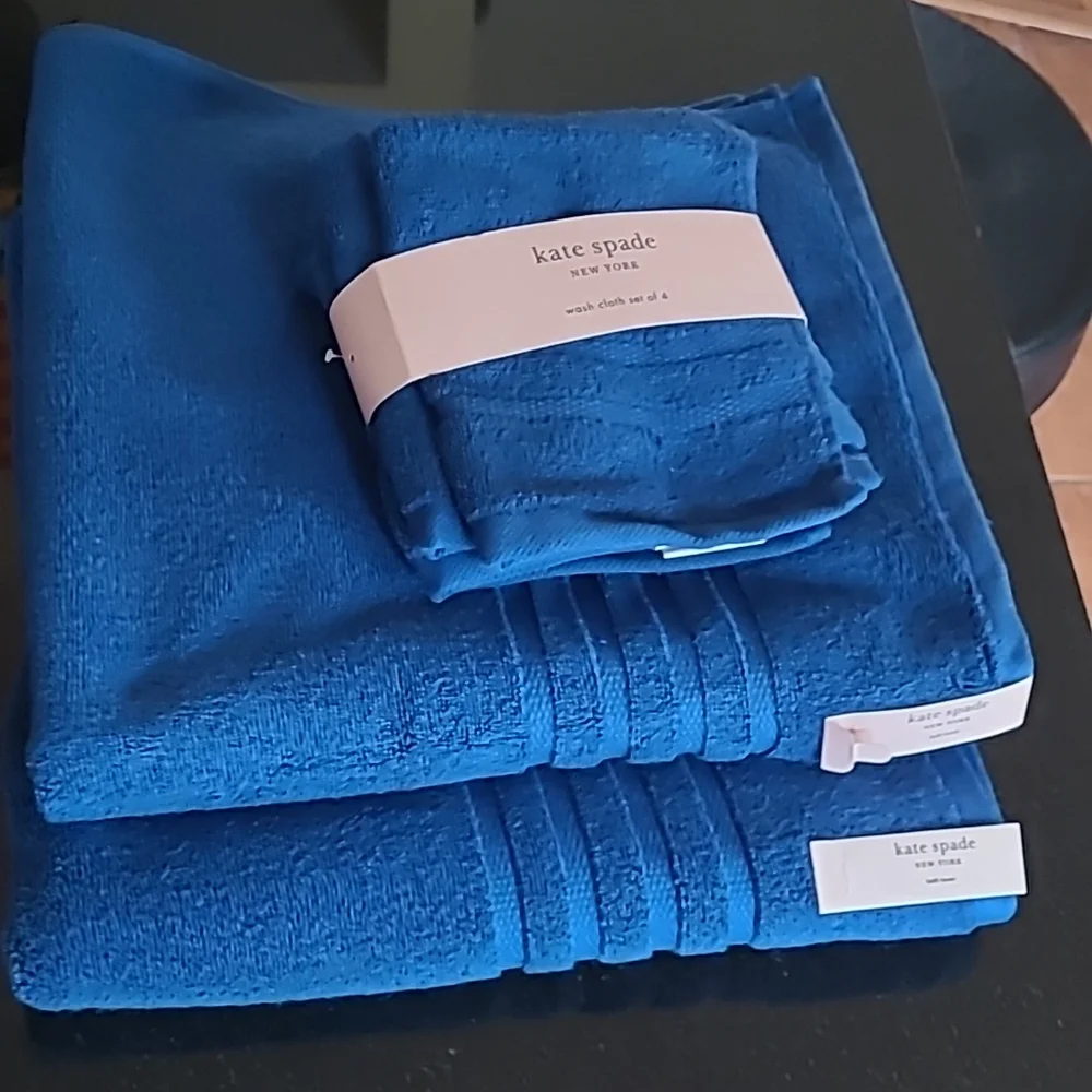 Kate Spade Towel Set